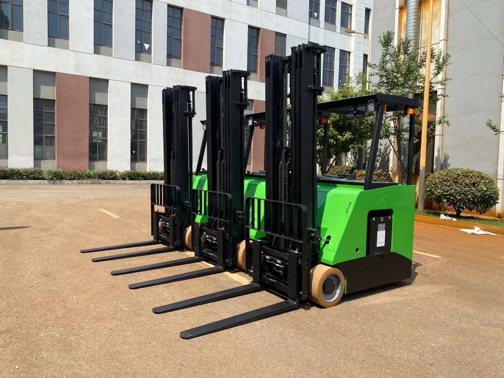 stand-on electric forklifts
