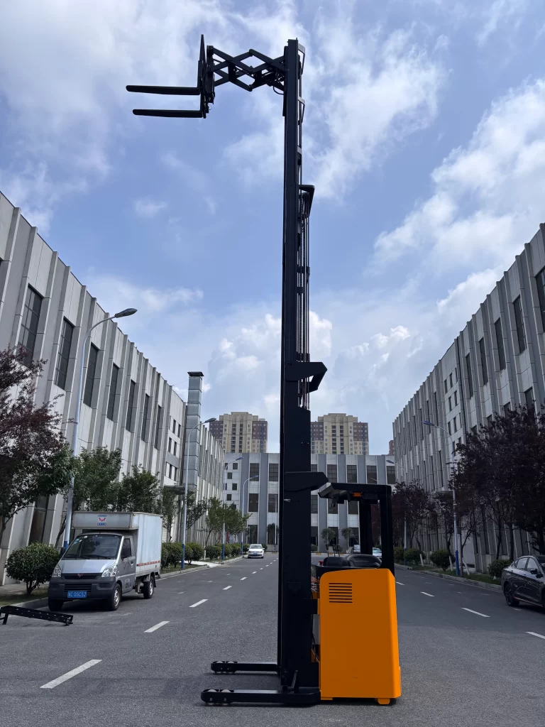 12m reach truck