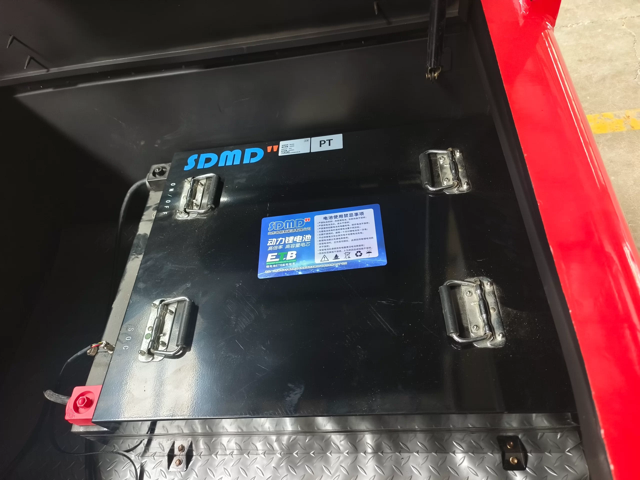 3T electric forklift lithium battery