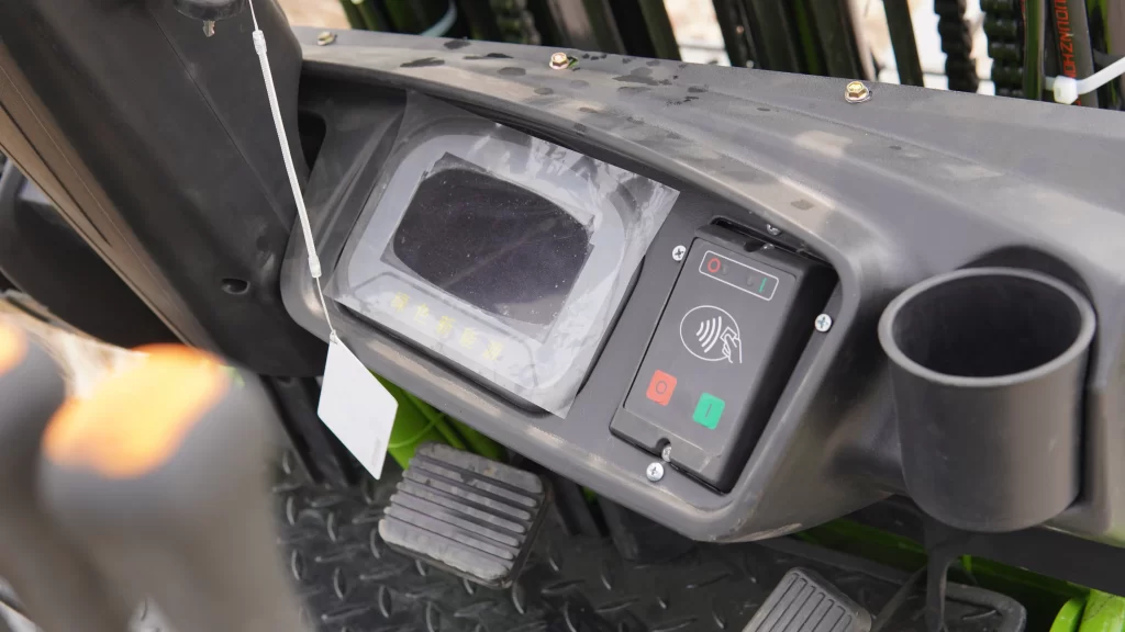 Electric forklift NFC function