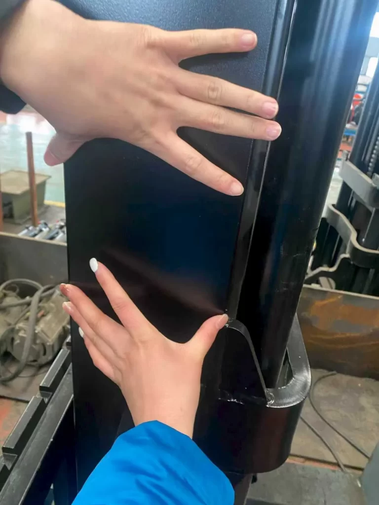 Quality forklift mast