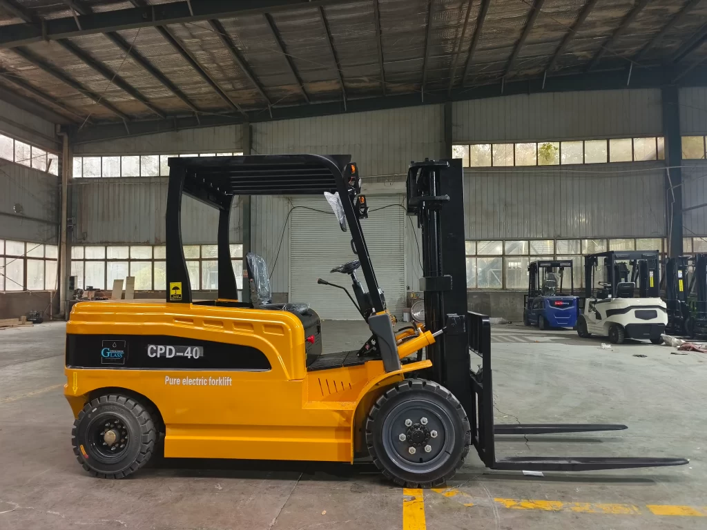 4T electric forklift