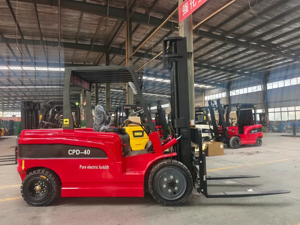 4T electric forklift red color