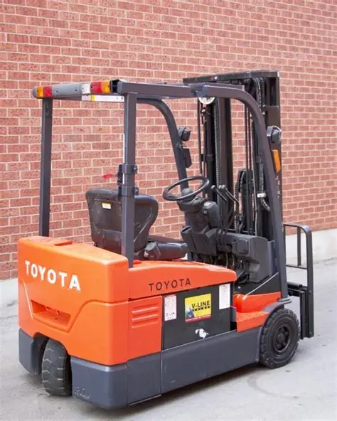 Toyota 3 wheels forklift