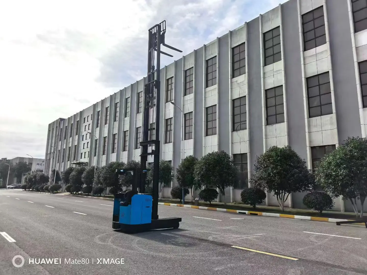 four way reach truck